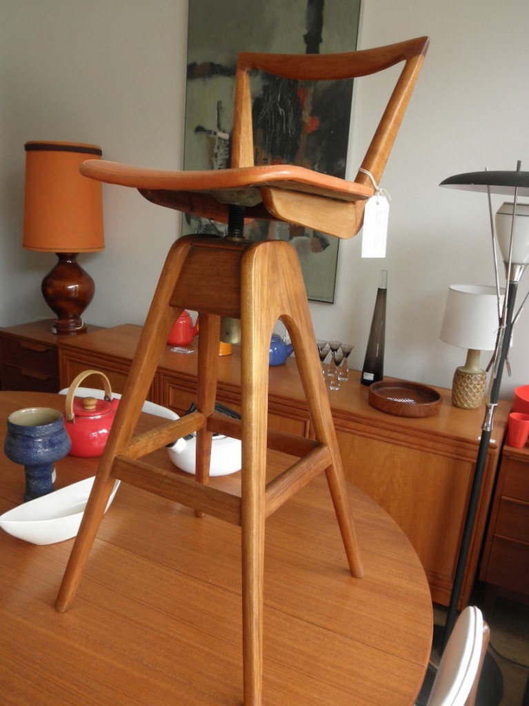 Pair of classic TH Brown bar stools Red Rider